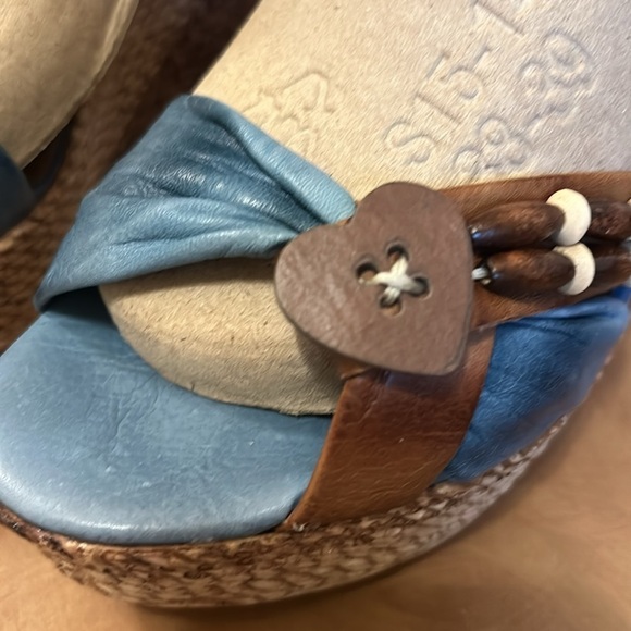 Gianvito Rossi Blue & Brown Leather High Platform Sandals  size 38 (7.5) - Picture 6 of 10